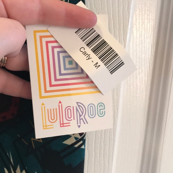 Carly, M, Aztec print, BNWT - Picture 4 of 4